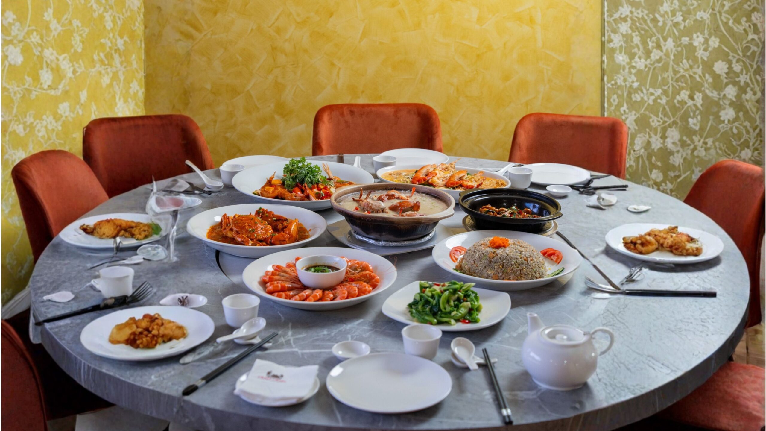 Celebrate Anniversaries, Family Gatherings & Corporate Events with a Seafood Feast